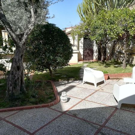 Villa Maria Мондело Екстериор снимка
